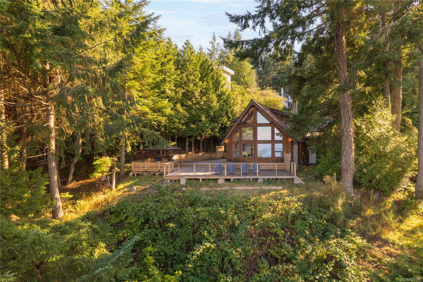 5030 Lost Lake Road, Nanaimo, BC, V9T 5E4