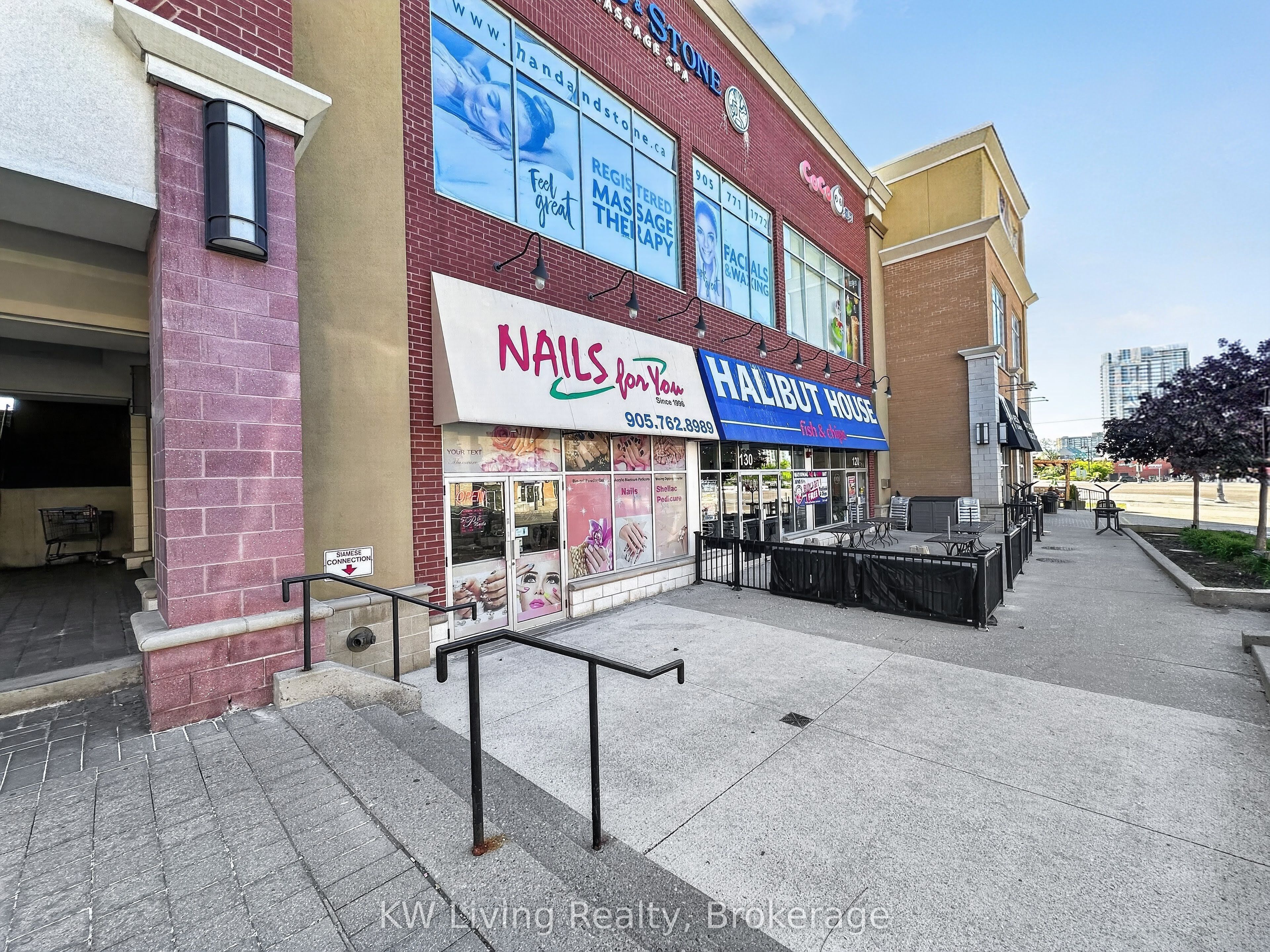 140-11 Disera Drive, Vaughan, ON, L4J 0A7 photo 3