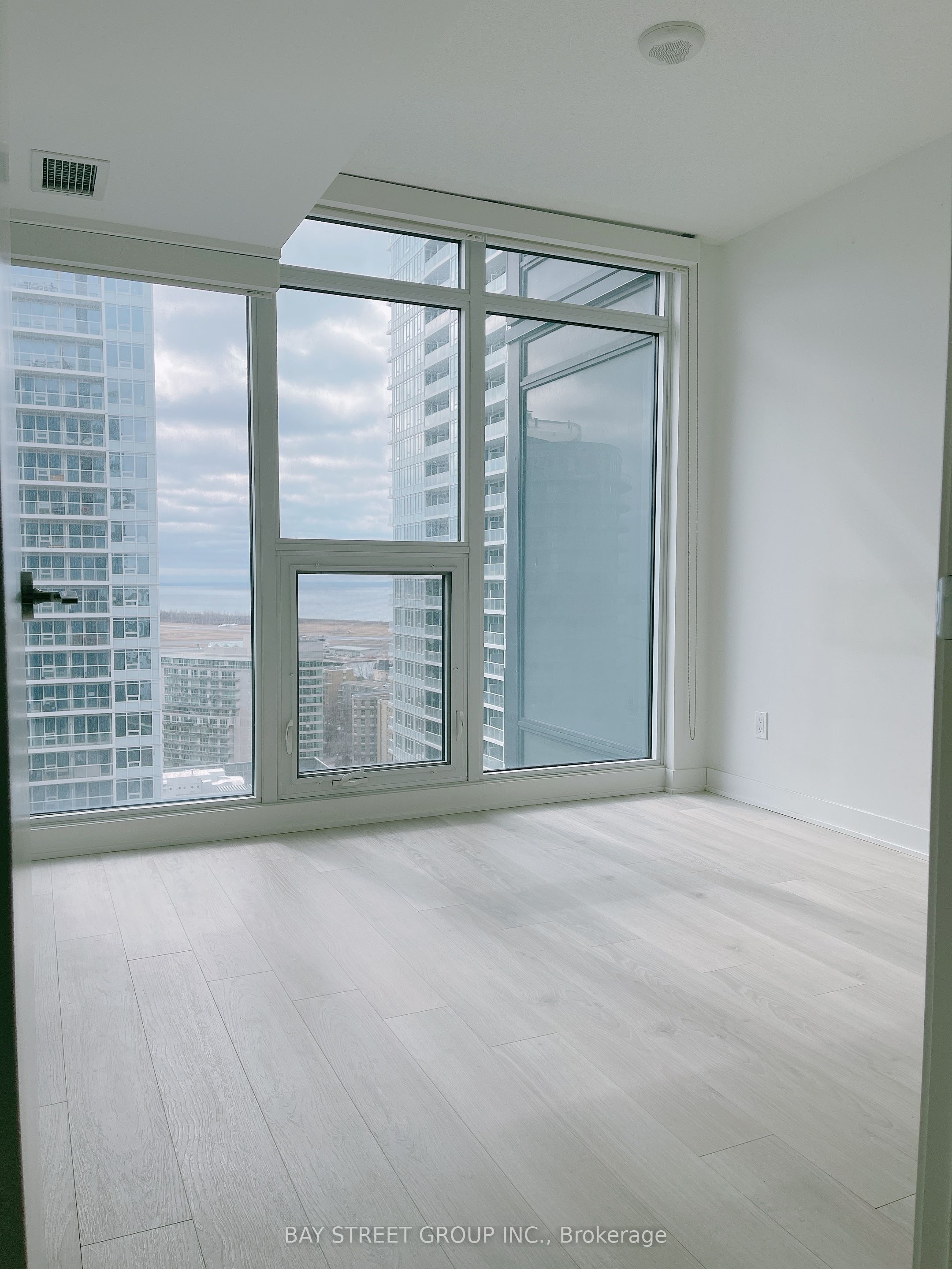 Additional image 6 of 2601-70 Queens Wharf Road, Toronto, ON, M5V 0J2