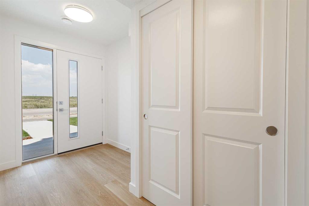 409-8535 19 Avenue SE, Calgary, AB, T2A 7W8 photo 5