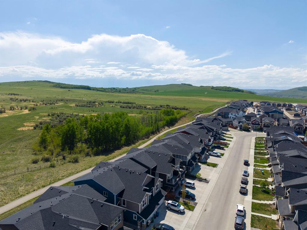 53 Fireside Crescent, Cochrane, AB, T4C 2L4 photo 2