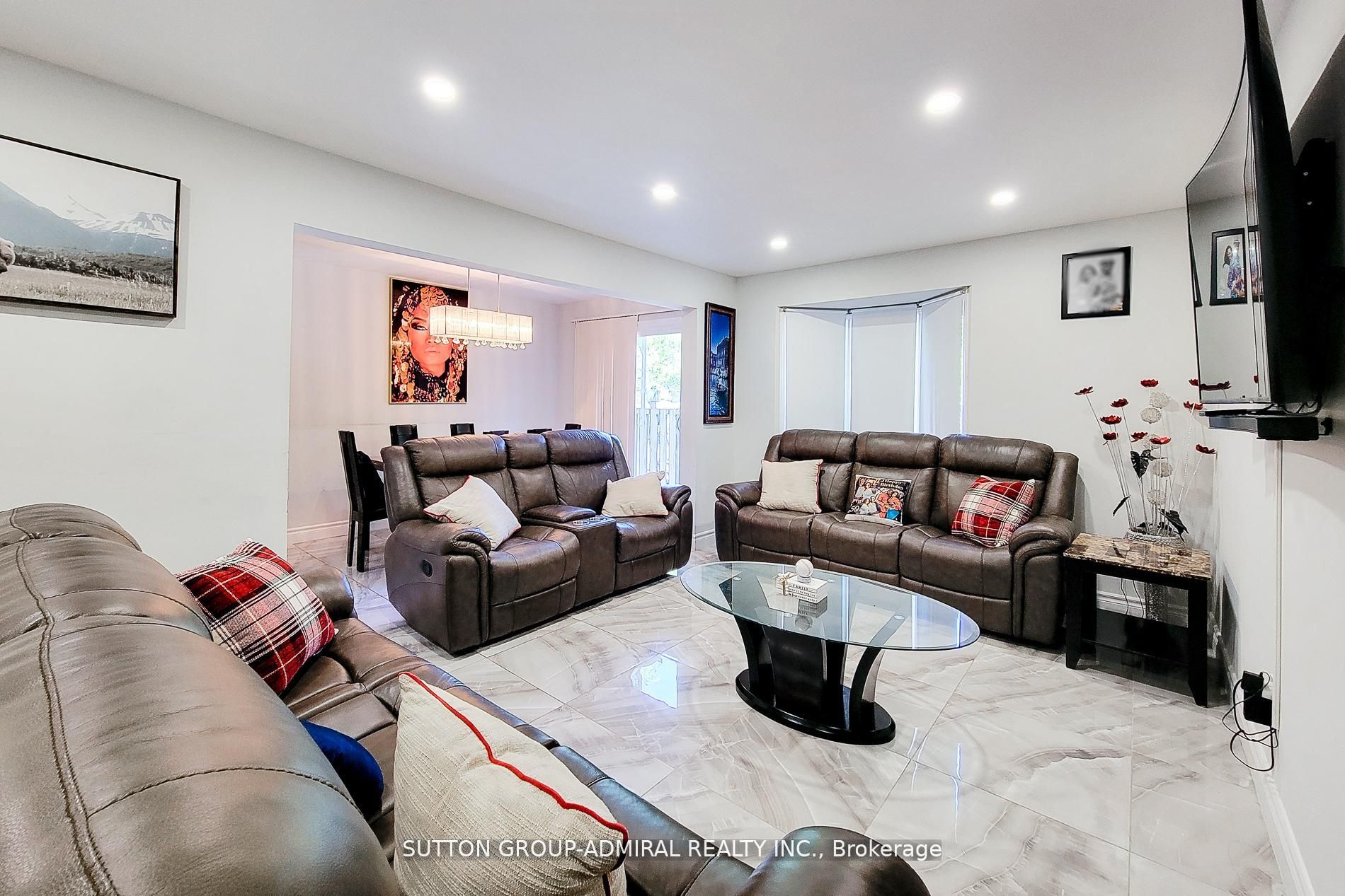 52-2 Royalwood Court, Hamilton, ON, L8E 4Z1 photo 5