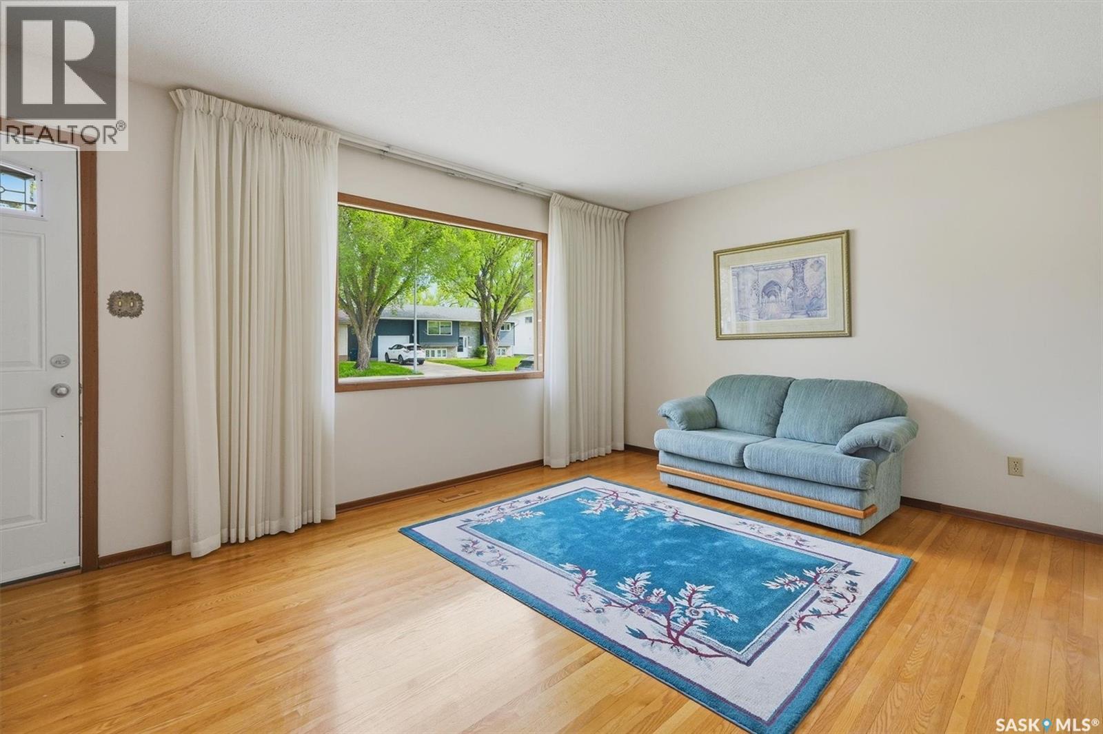 2705 37th Street W, Saskatoon, SK, S7L4E9 photo 2
