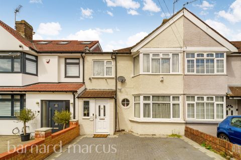 Fernside Avenue, Feltham TW13