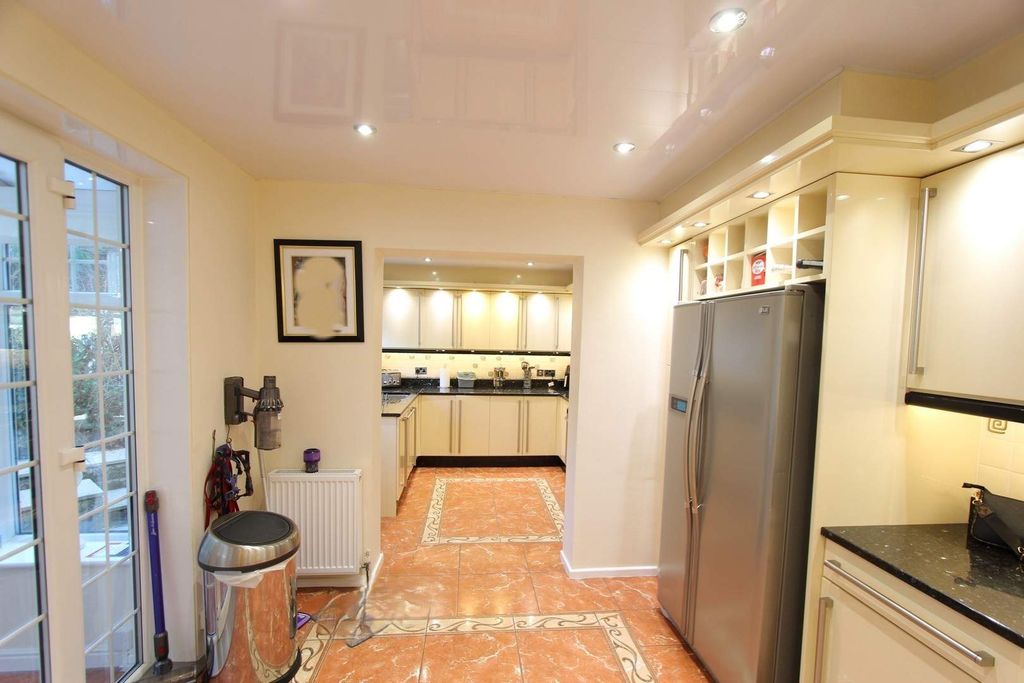 Additional image 10 of 5 bed detached house for saleLowerfold Way, Shawclough, Rochdale OL12