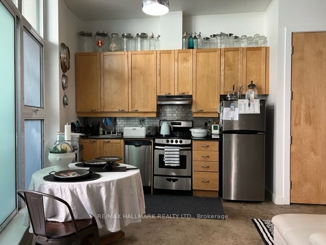 1060-155 Dalhousie Street, Toronto, ON, M5B 2P7 photo 4