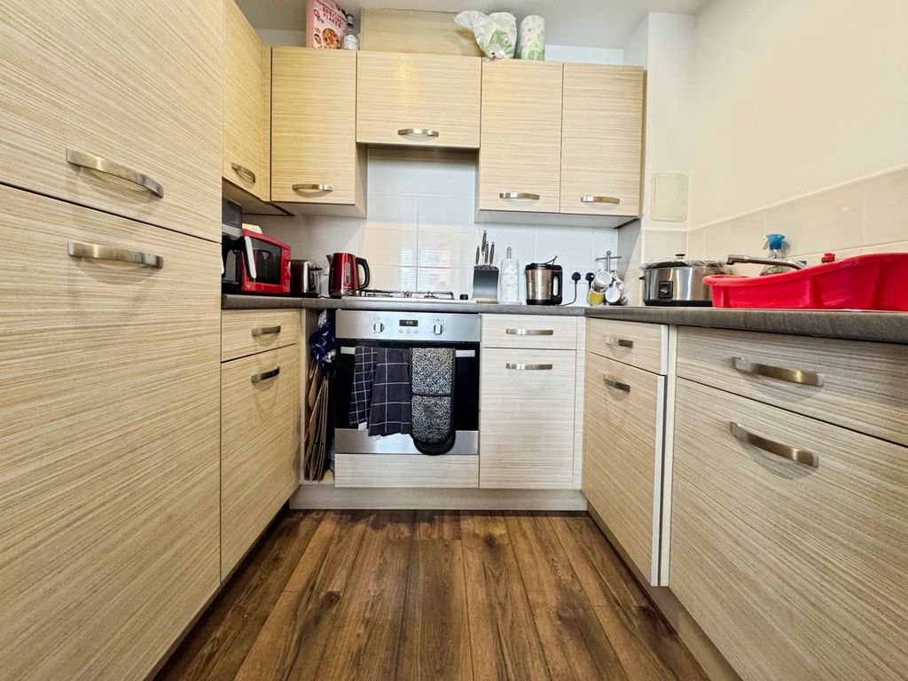 Additional image 5 of 2 bed flat for saleWhimbrel Wynd, Renfrew PA4