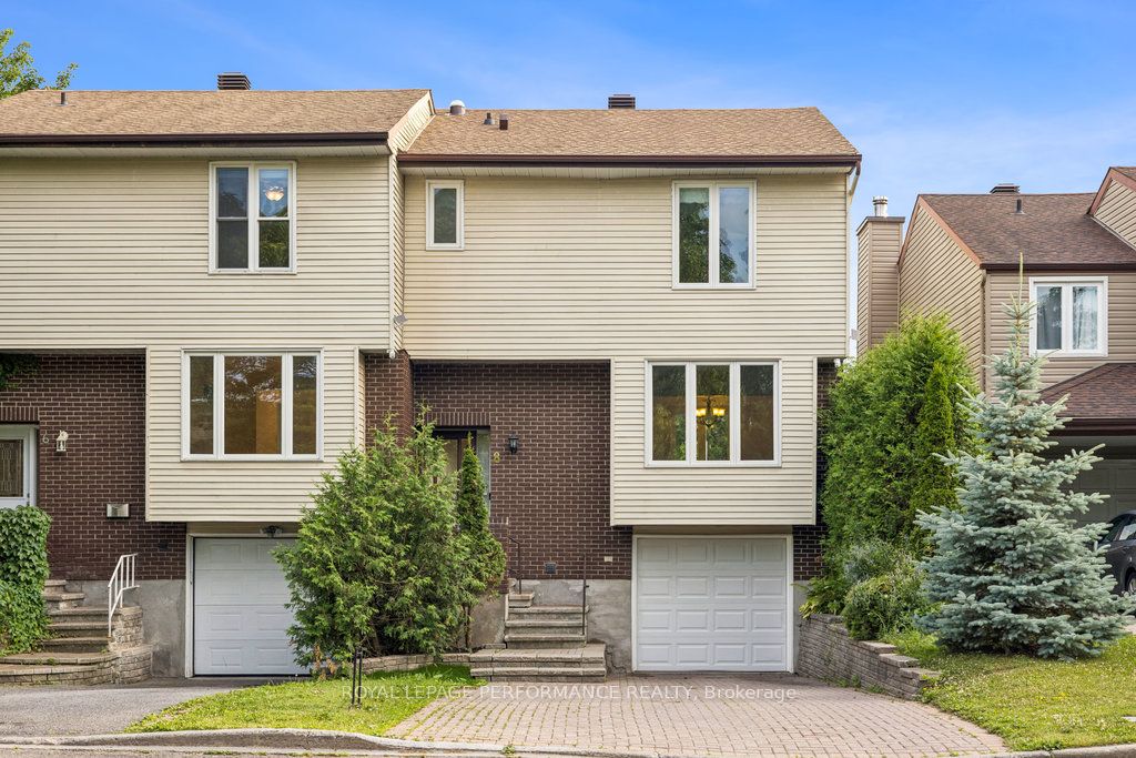 Additional image 2 of 8 Gillespie Crescent, Ottawa, ON, K1V 9X8
