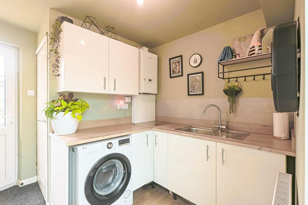 Additional image 10 of 4 bed detached bungalow for saleEthelbert Road, Rochford SS4