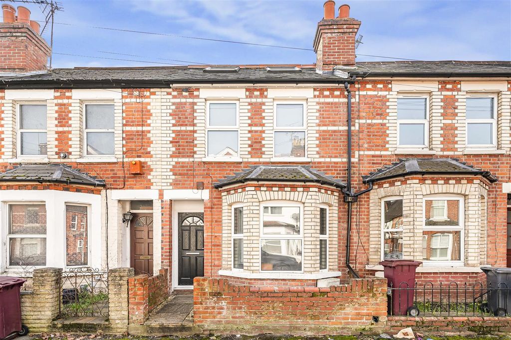 5 bed terraced house for saleNorfolk Road, Reading RG30