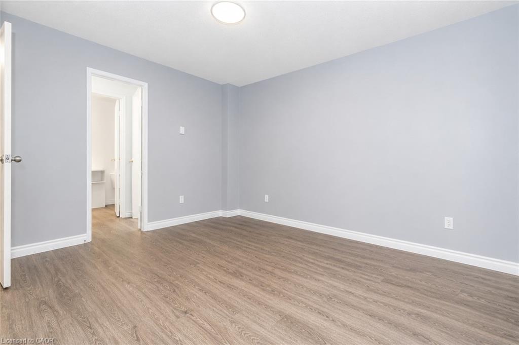 1-101 Westmount Road N, Waterloo, ON, N2L 5G5 photo 5