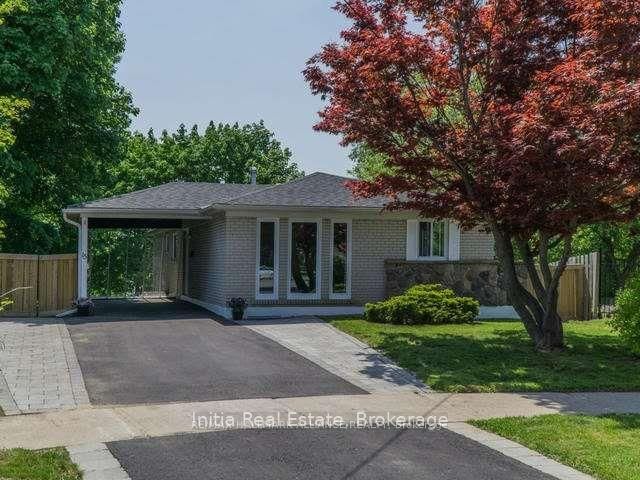 Main-15 Grove Park Crescent, Toronto, ON, M2J 2C7