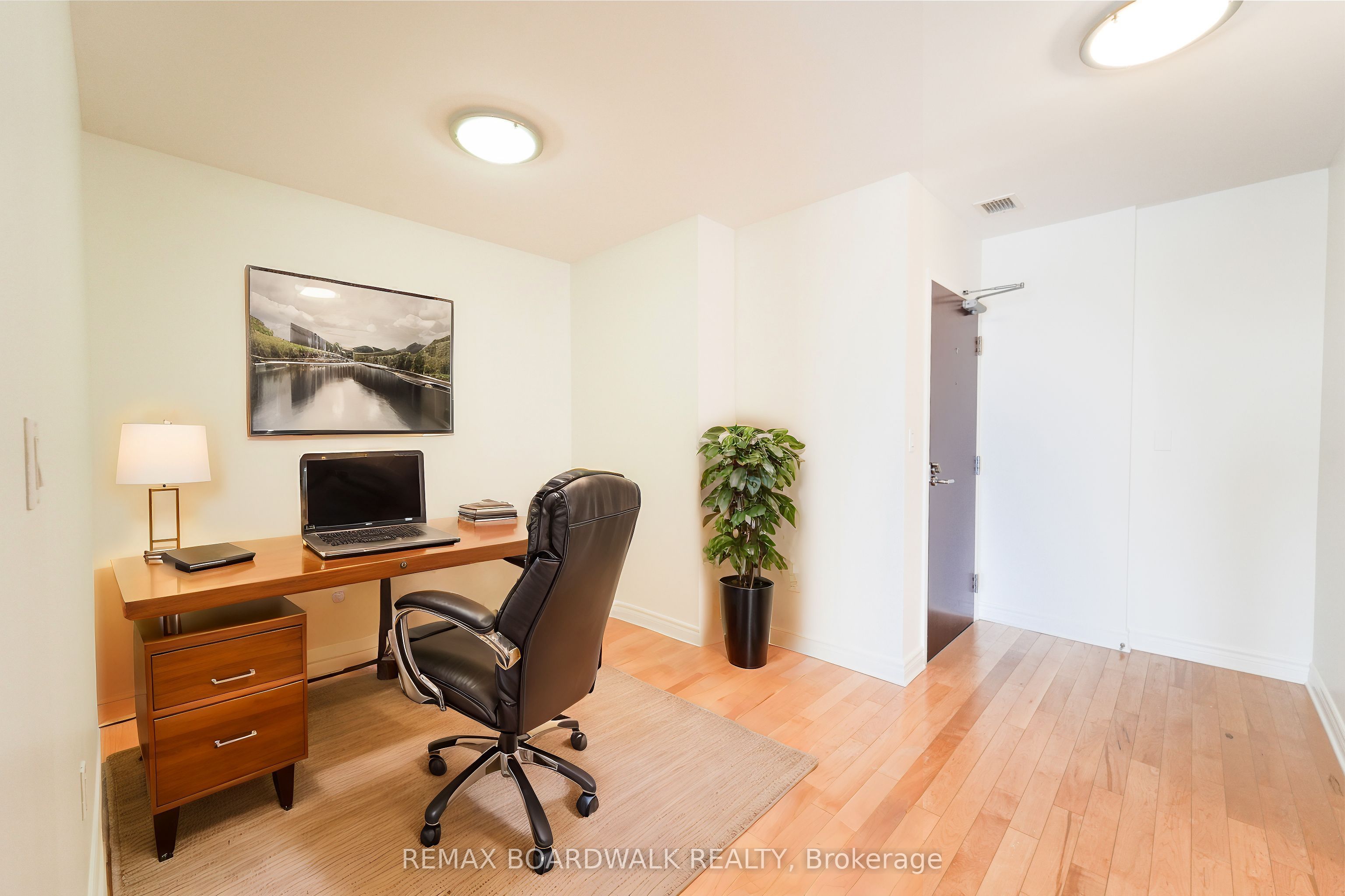 Additional image 4 of 1005-401 Golden Avenue, Ottawa, ON, K2A 1H4