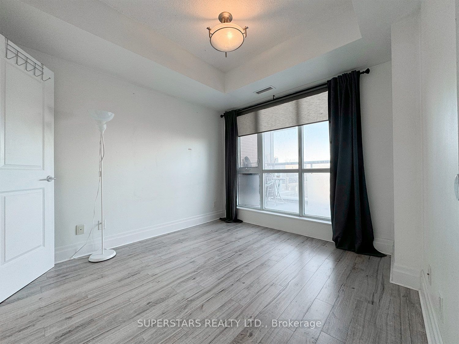 Additional image 5 of 402A-1 Upper Duke Crescent, Markham, ON, L6G 0B6