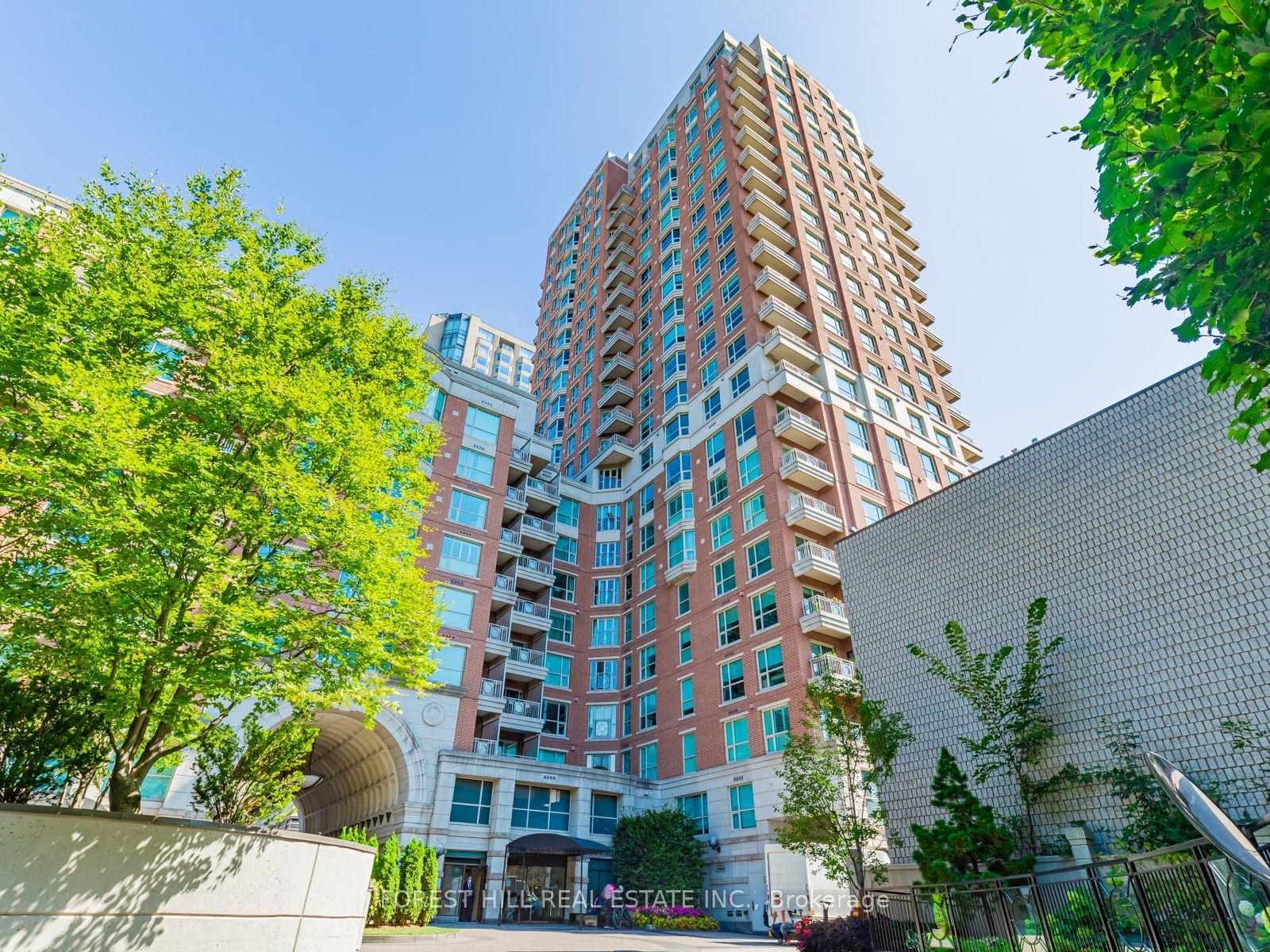Additional image 2 of 2002-38 Avenue Road, Toronto, ON, M5R 2G2