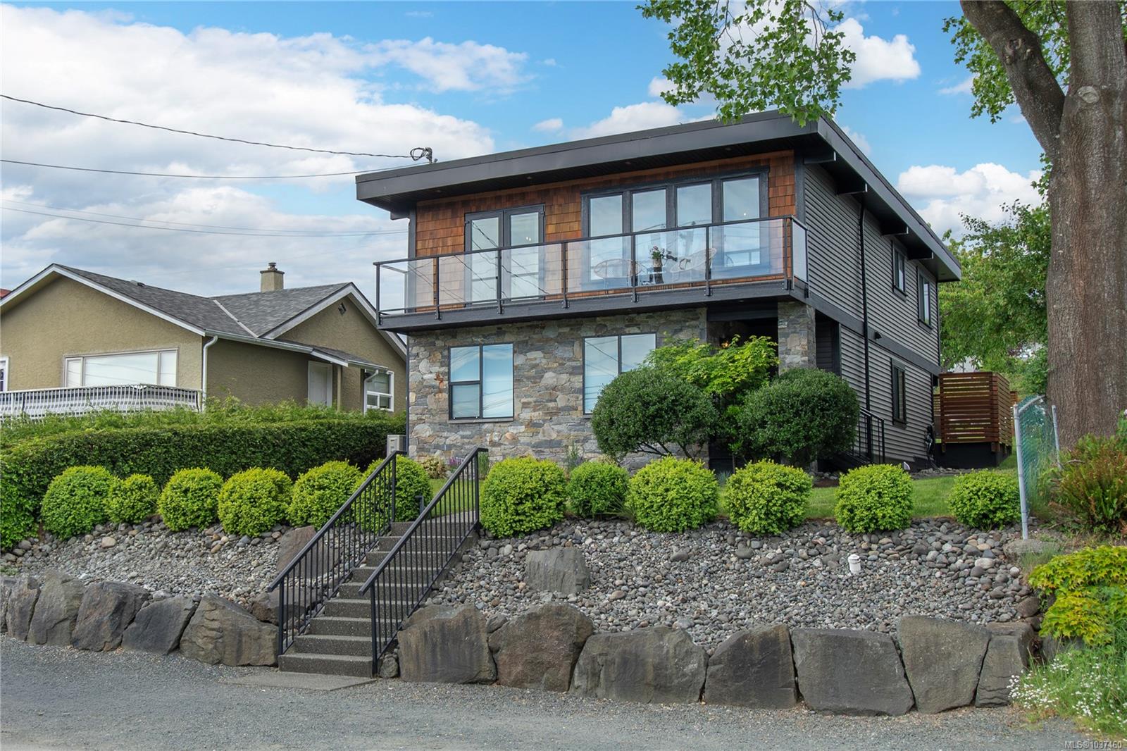 734 Birch Street, Campbell River, BC, V9W 2T4