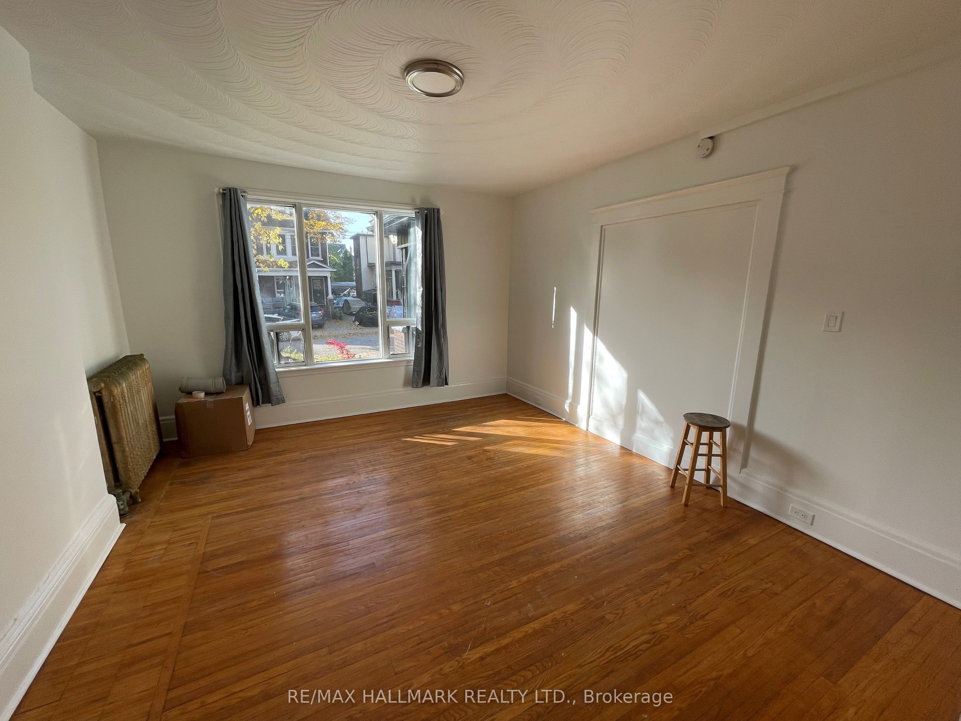 Additional image 5 of Main-27 Delaware Avenue, Toronto, ON, M6H 2S8