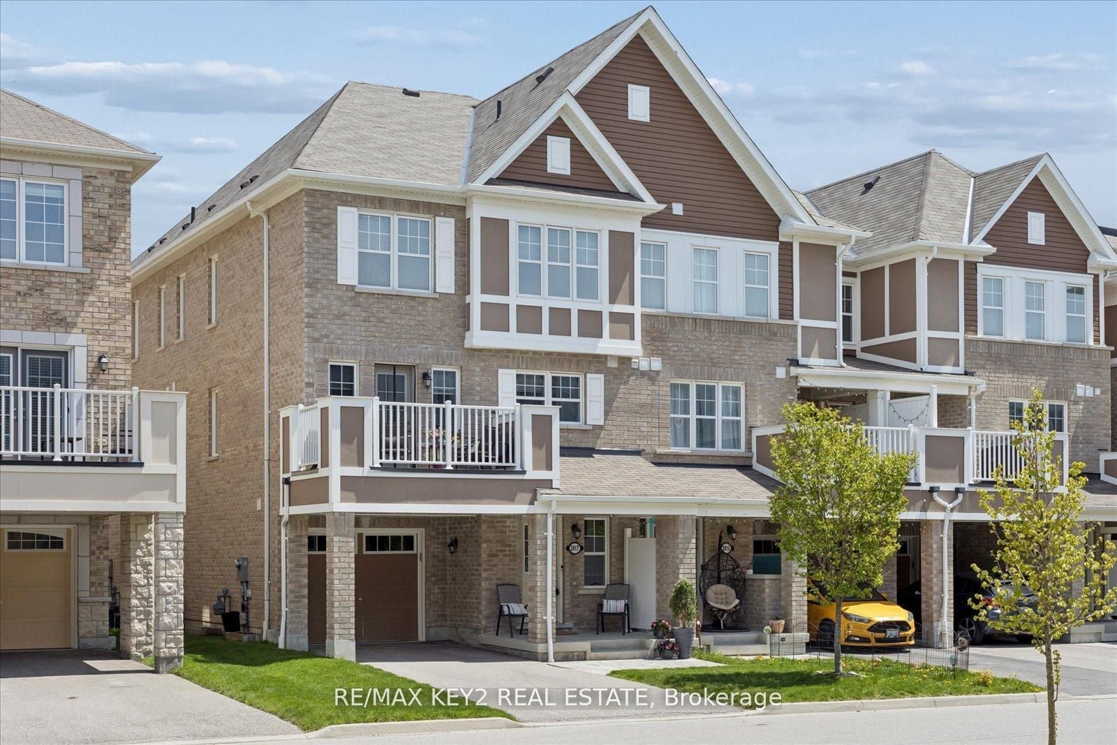 2417 Fall Harvest Crescent, Pickering, ON, L1X 0G1