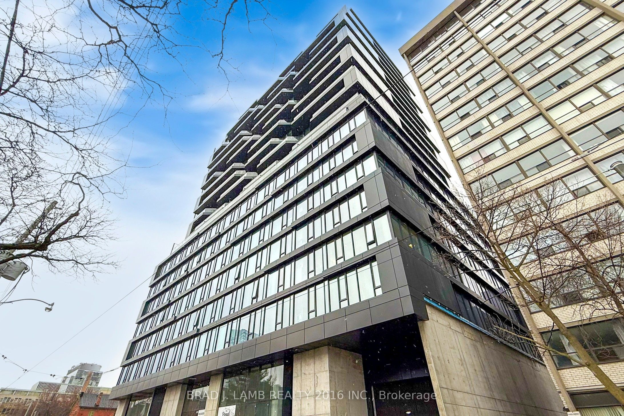 1403-195 Mccaul Street, Toronto, ON, M5T 0E5