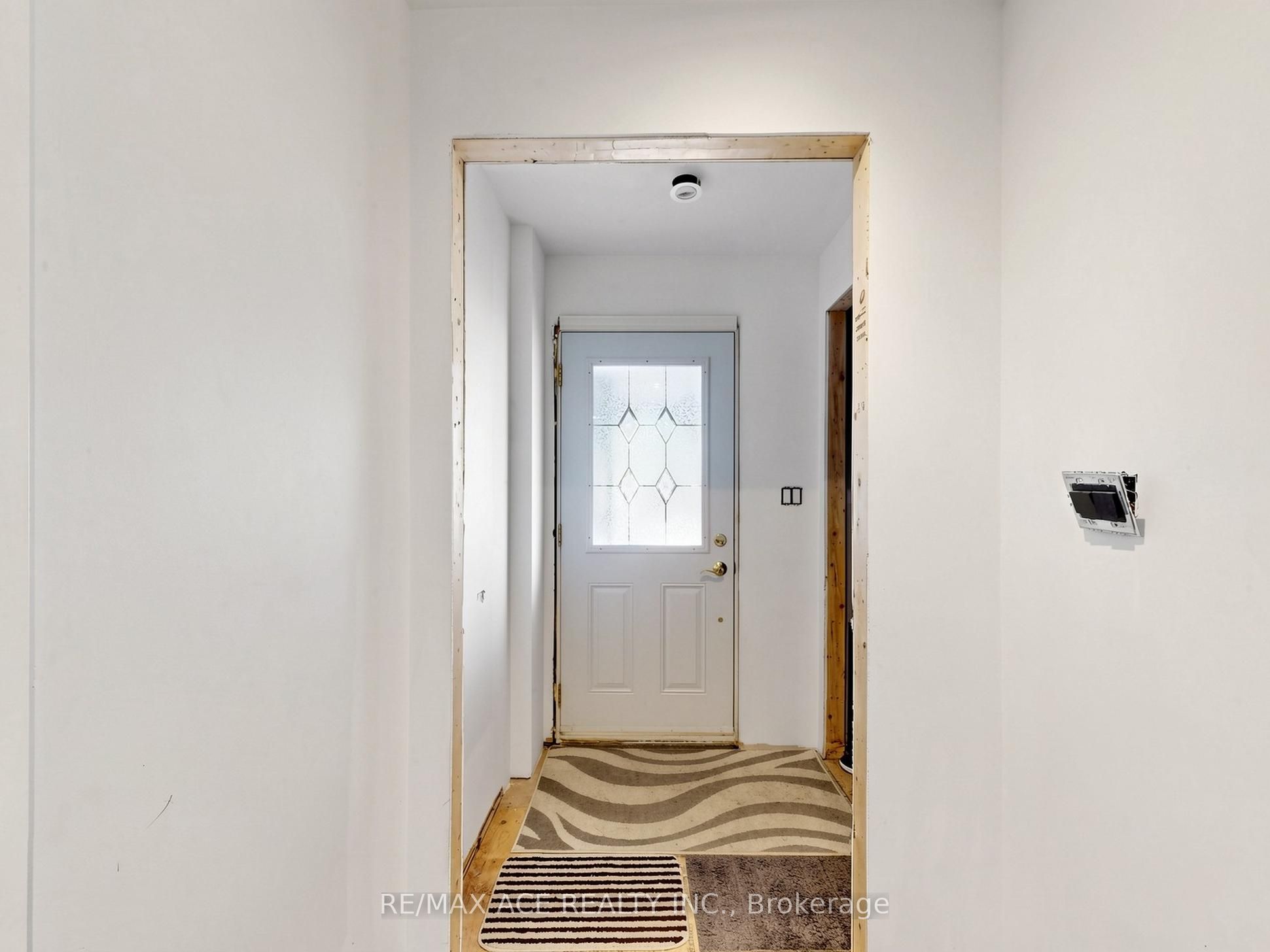922 Stainton Drive, Mississauga, ON, L5C 3A5 photo 4