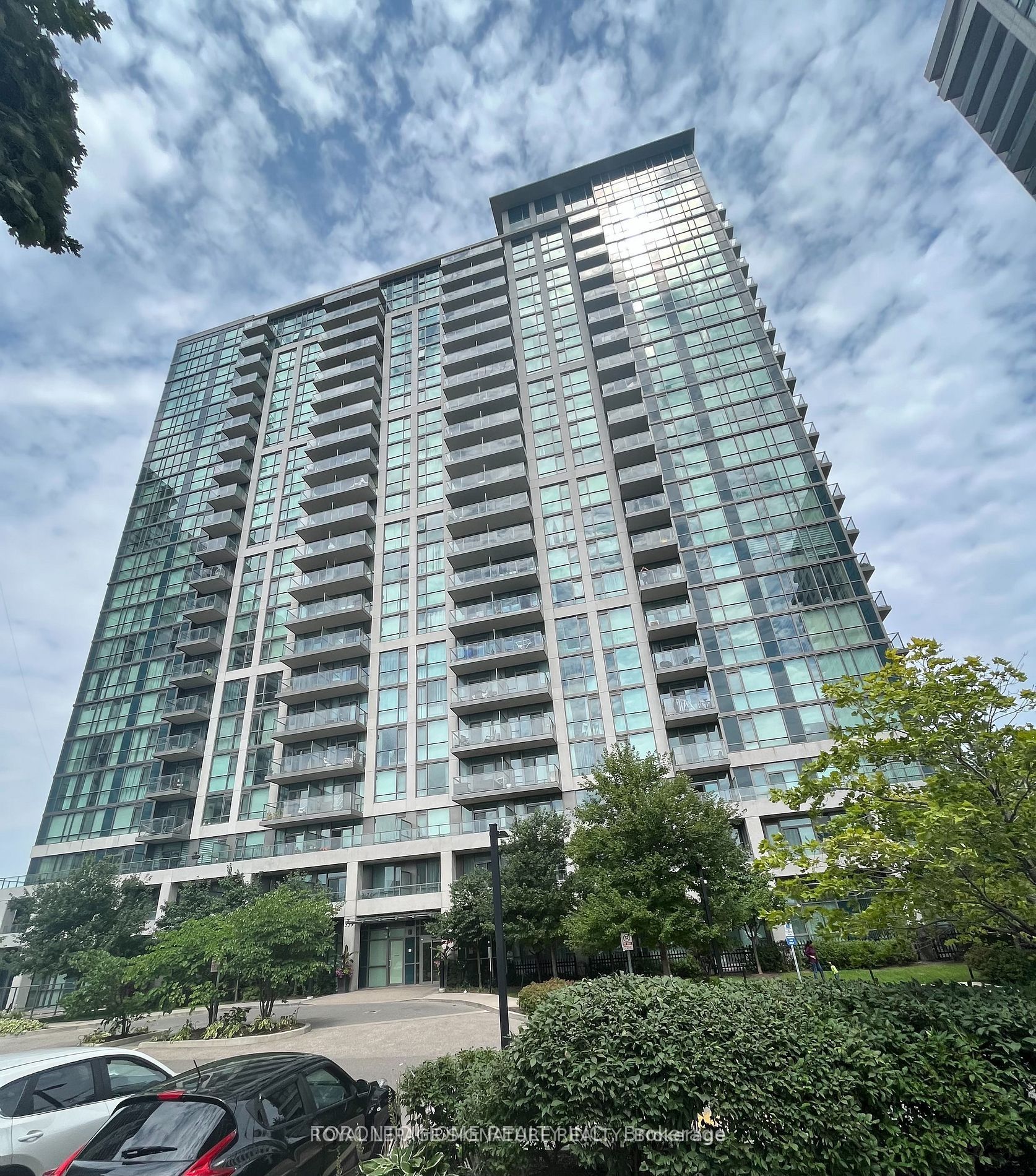 2506-339 Rathburn Road W, Mississauga, ON, L5B 0K6