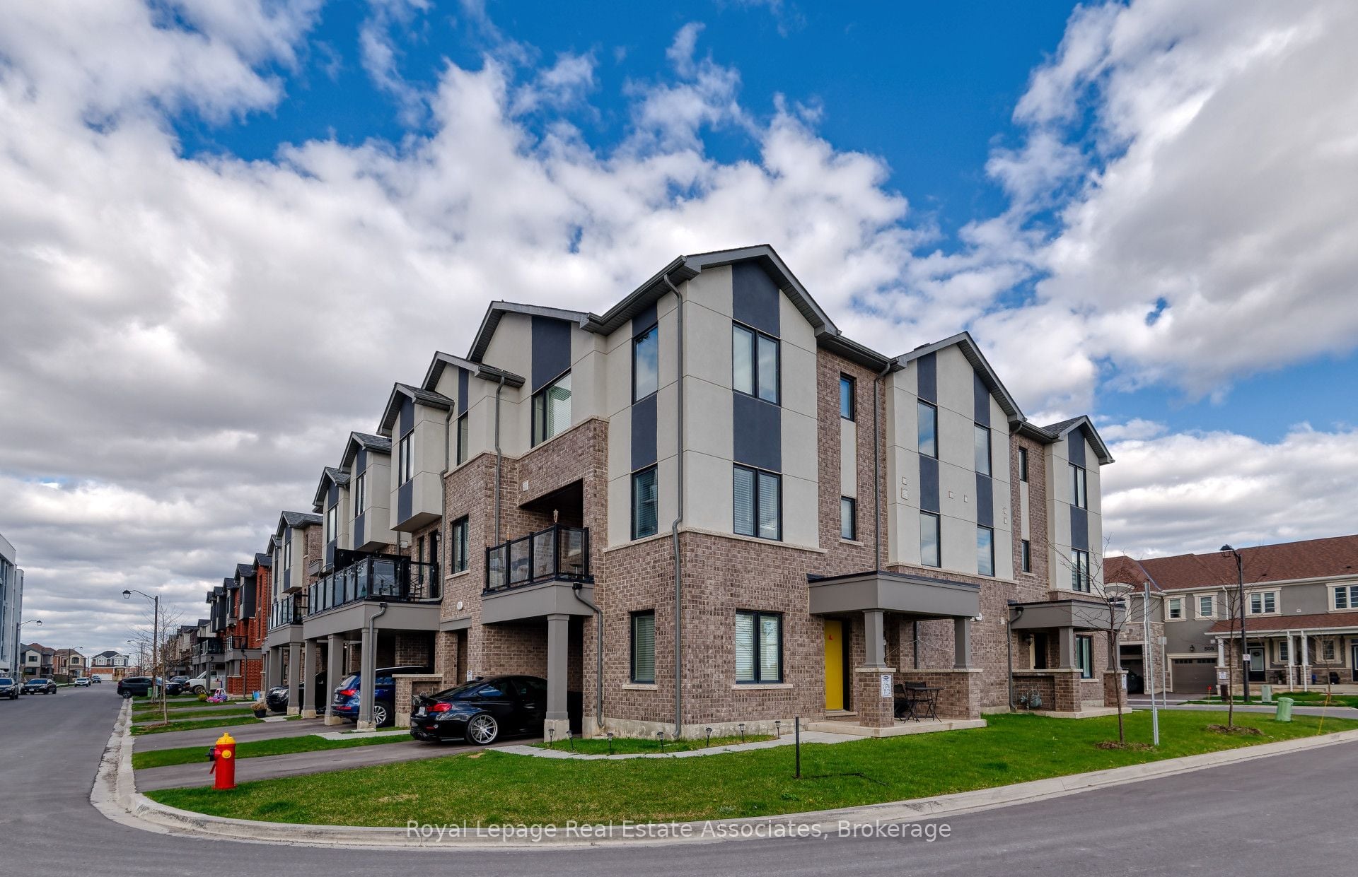 488 Bellflower Court, Milton, ON, L9T 2X5 photo 5