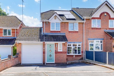 Tree View Close, Arnold NG5