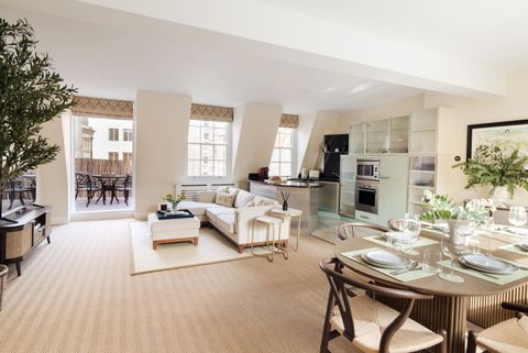 Mayfair W1J