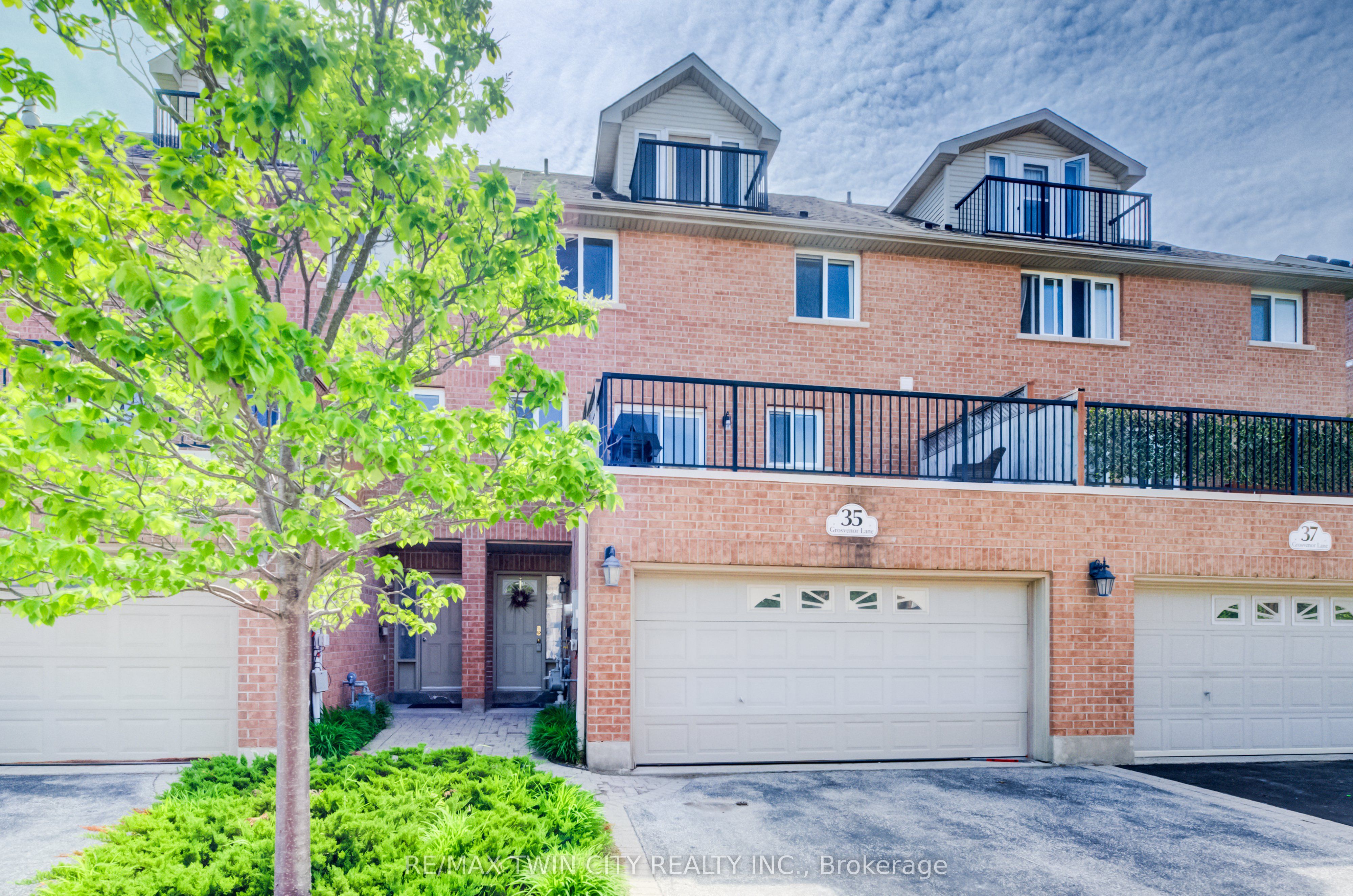 n/a-35 Grosvenor Lane, Cambridge, ON, N1R 8N2 photo 3