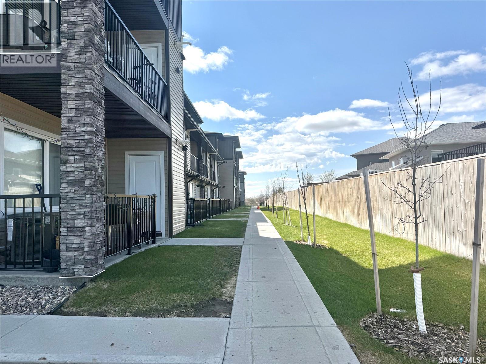 503-110 Akhtar Bend, Saskatoon, SK, S7W0X5 photo 3