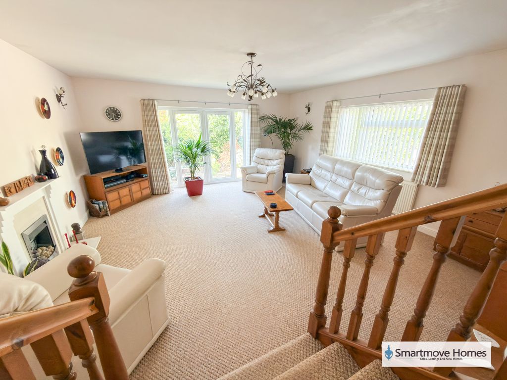 Additional image 2 of 3 bed detached bungalow for saleHartshay Hill, Ripley DE5