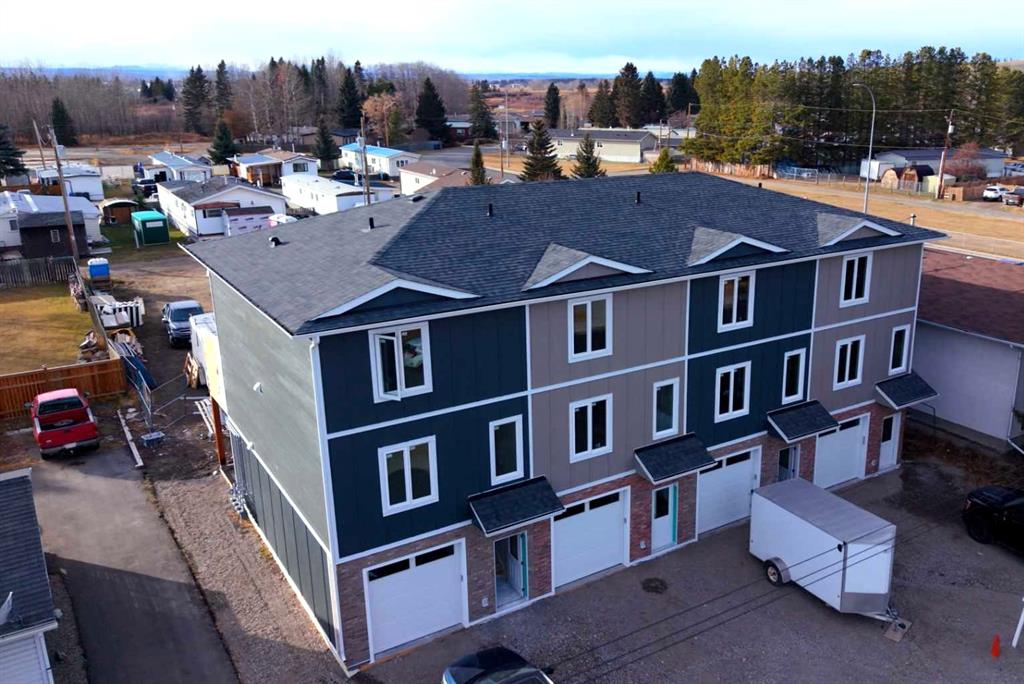 3-106 4 Street NW, Sundre, AB, T0M 1X0
