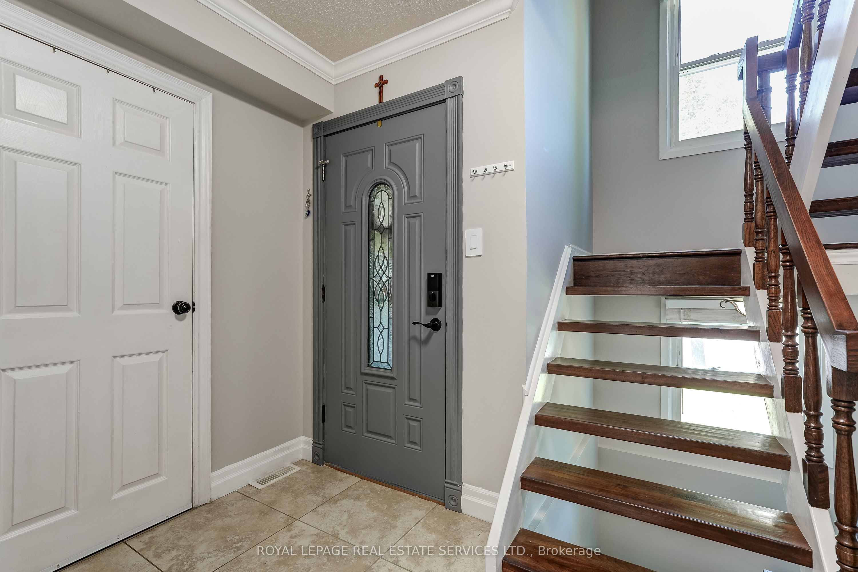 Additional image 5 of 41-41 Neuchatel Place, Mississauga, ON, L5N 6A7