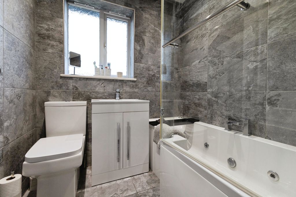 Additional image 14 of 4 bed detached house for saleTrevose Close, Redcar TS10