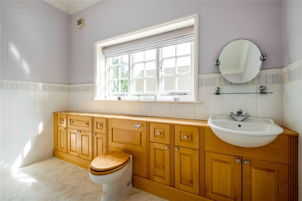 Additional image 16 of 5 bed detached house for saleCronks Hill Road, Redhill RH1