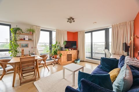 Festubert Place E3, Bow, London