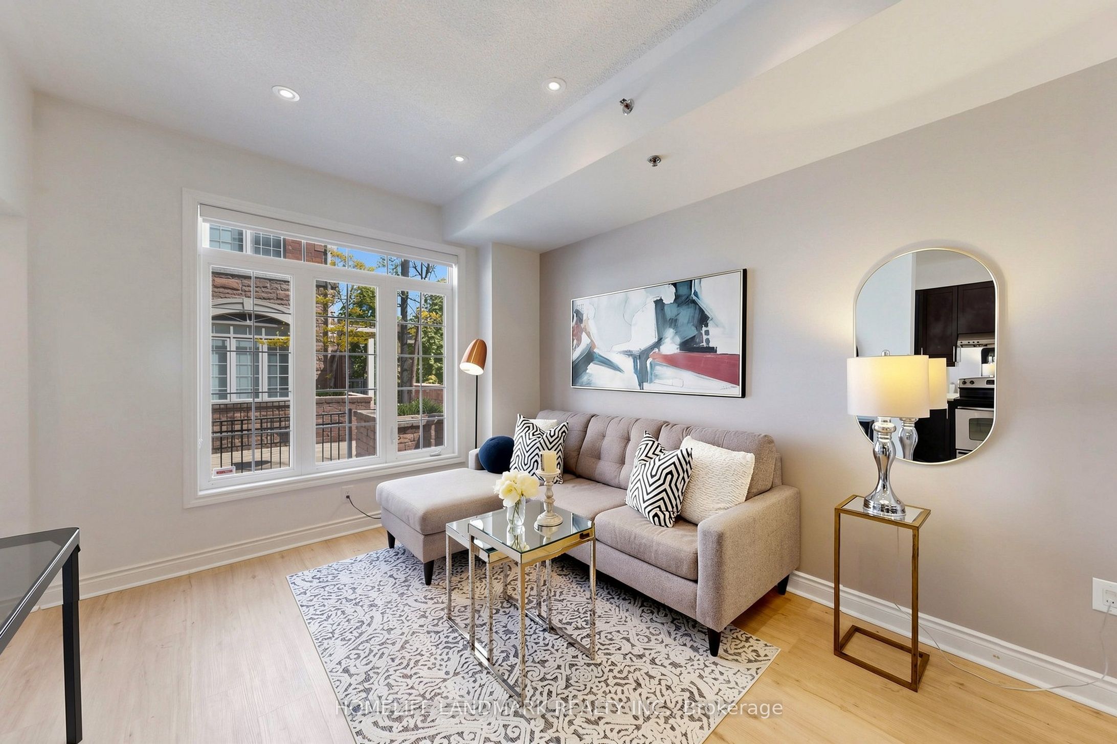 32-8 Brighton Place, Vaughan, ON, L4J 0E3 photo 3