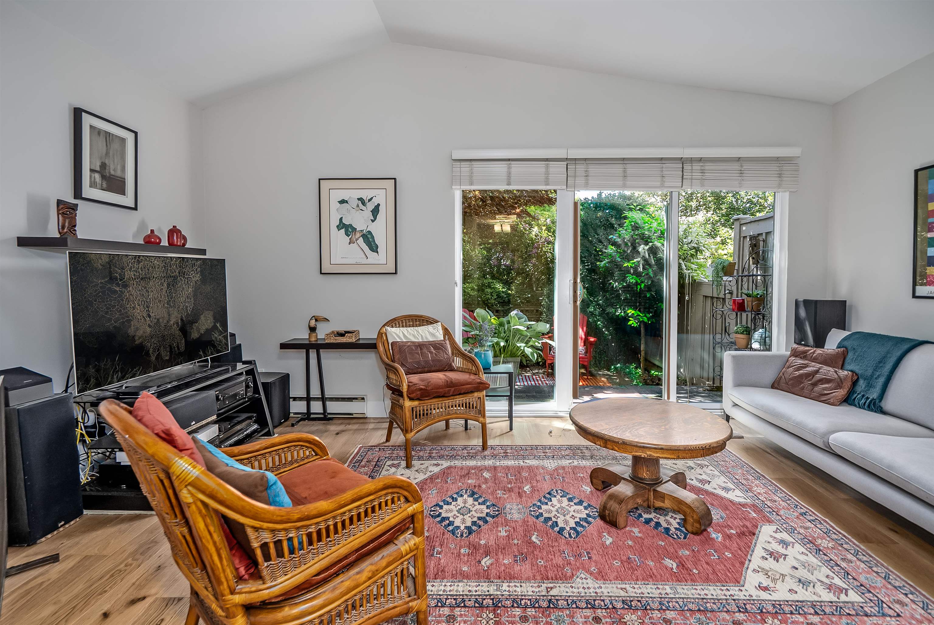 Additional image 3 of 2413 5th Avenue W, Vancouver, BC, V6K 1S7