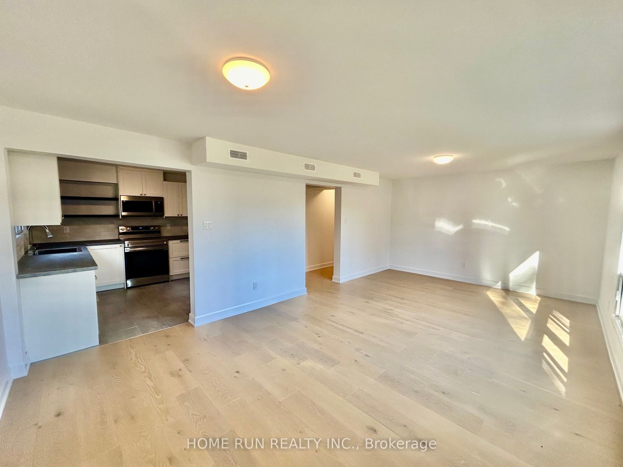 Additional image 5 of 2-1436 Bellamy Street, Ottawa, ON, K2C 1S3