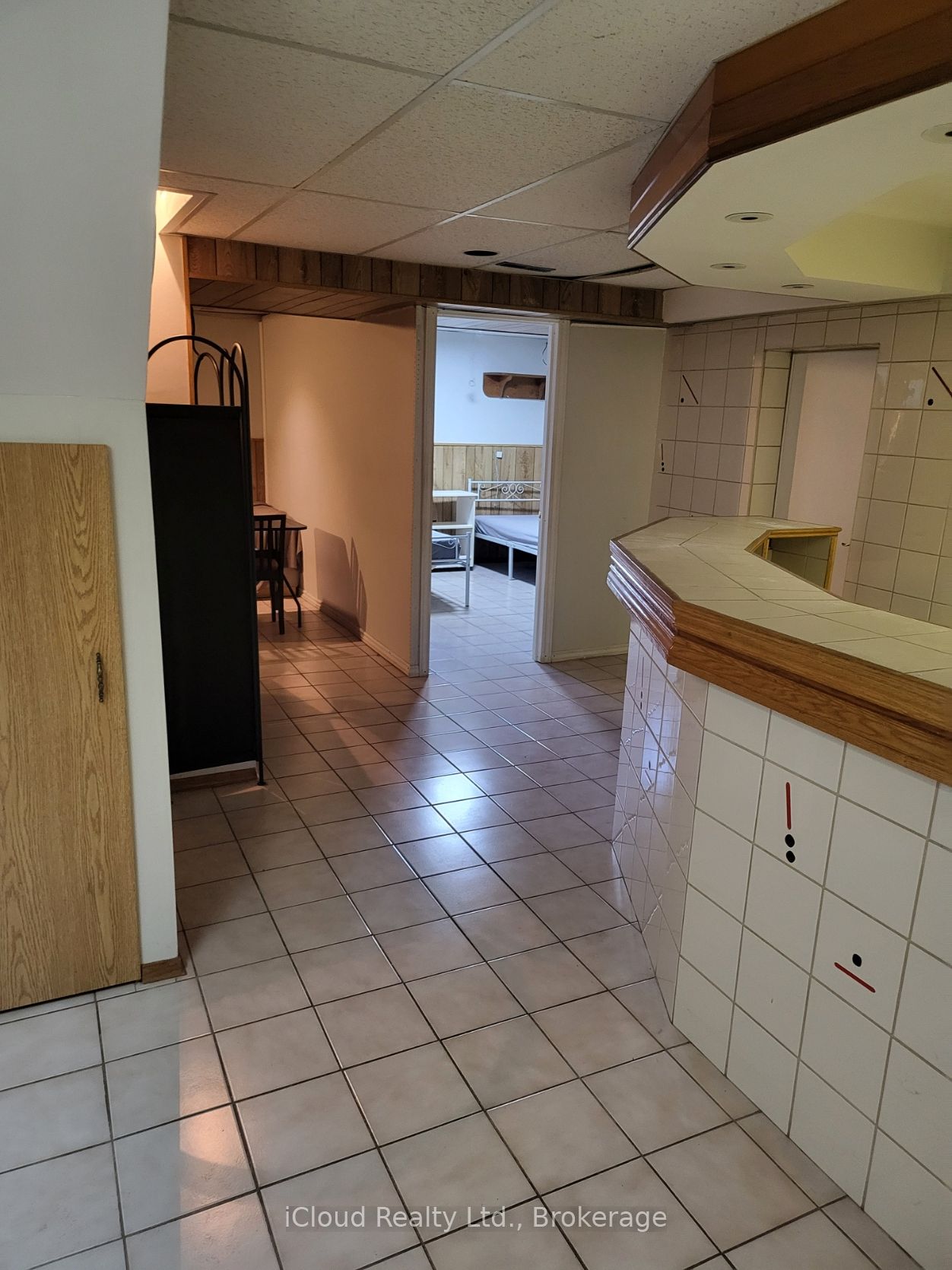 Additional image 3 of 2498 Privet Cres Crescent, Mississauga, ON, L5B 2S4