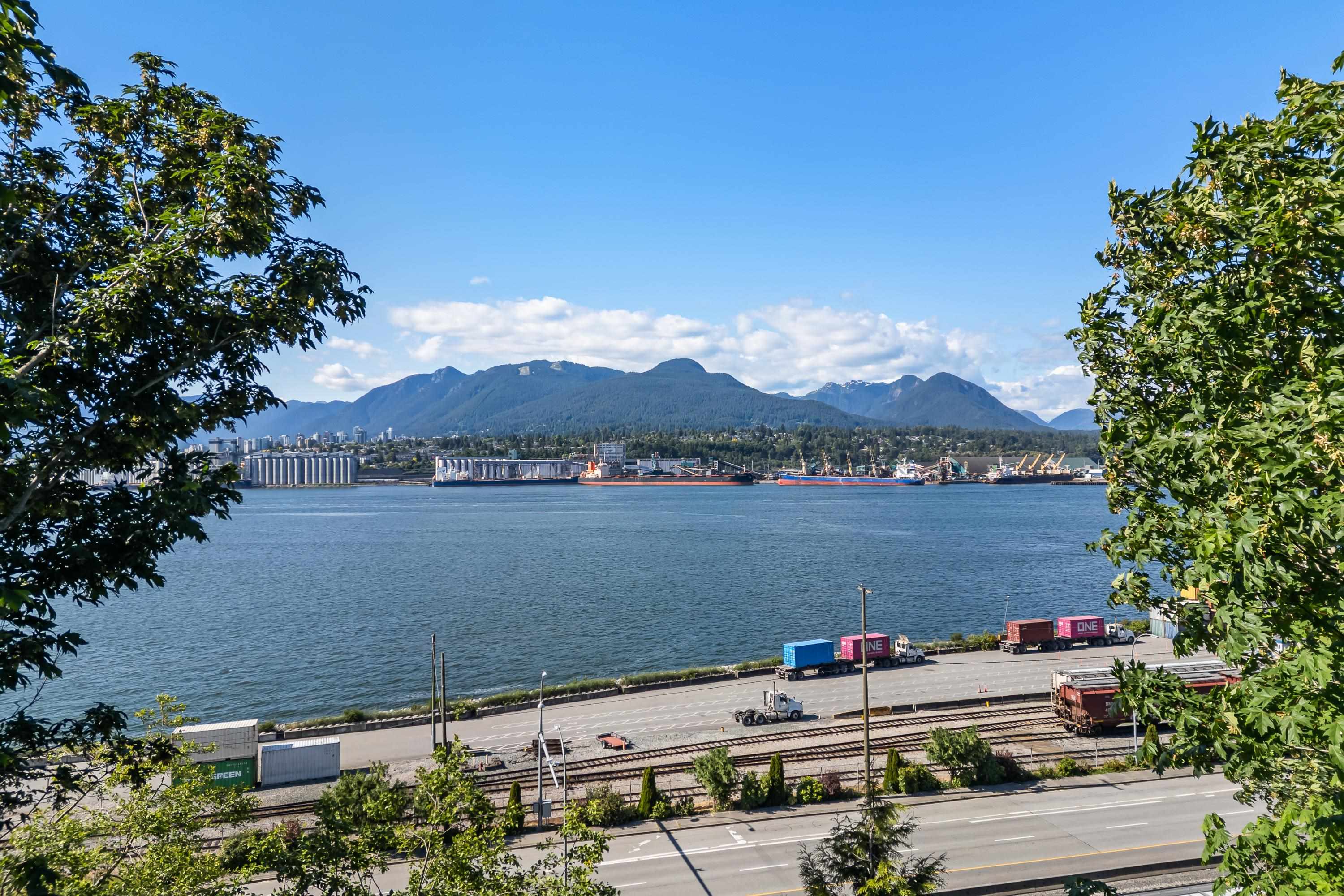 2497 Wall Street, Vancouver, BC, V5K 1A4 photo 4