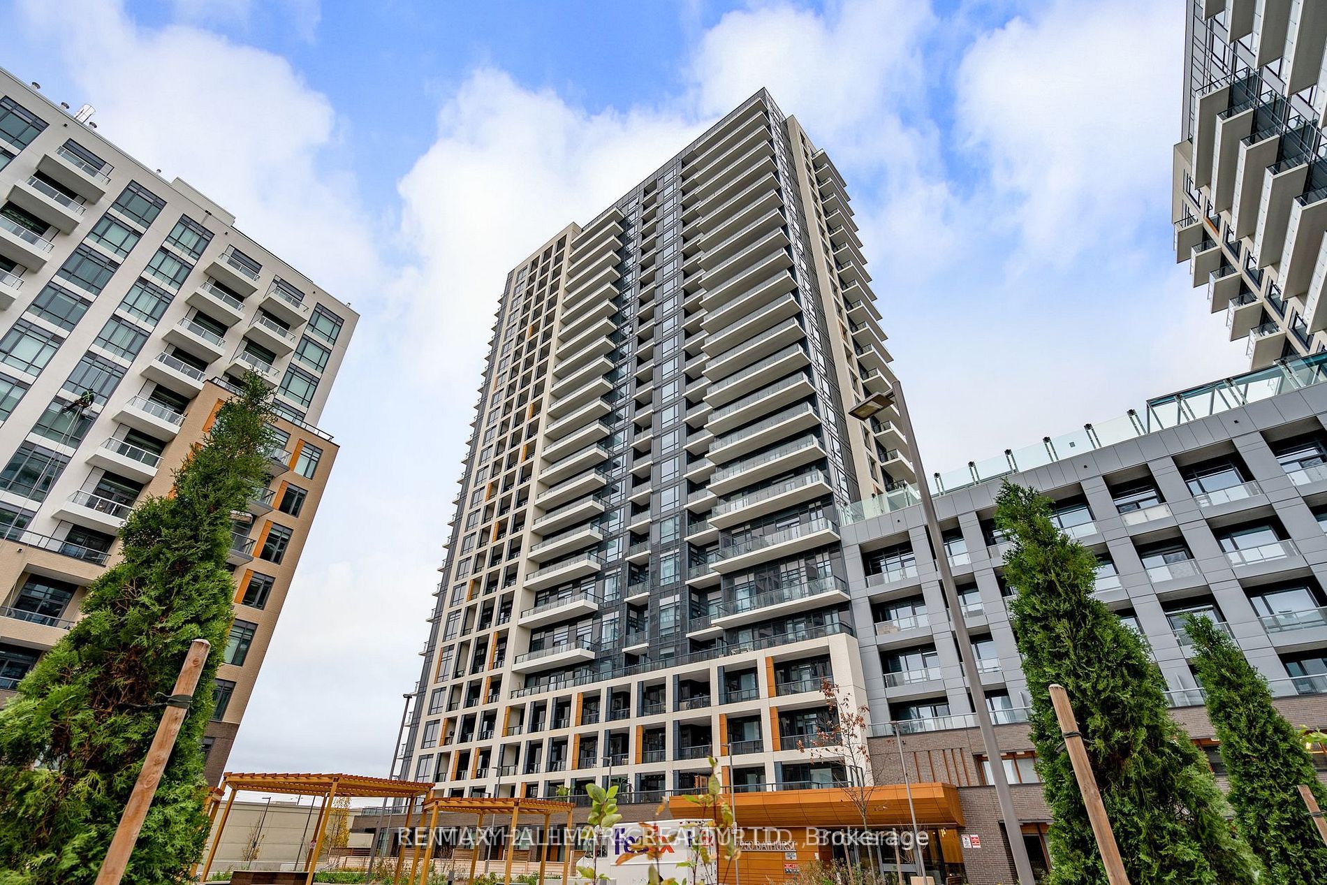 A921-7950 Bathurst Street, Vaughan, ON, L4J 0L4