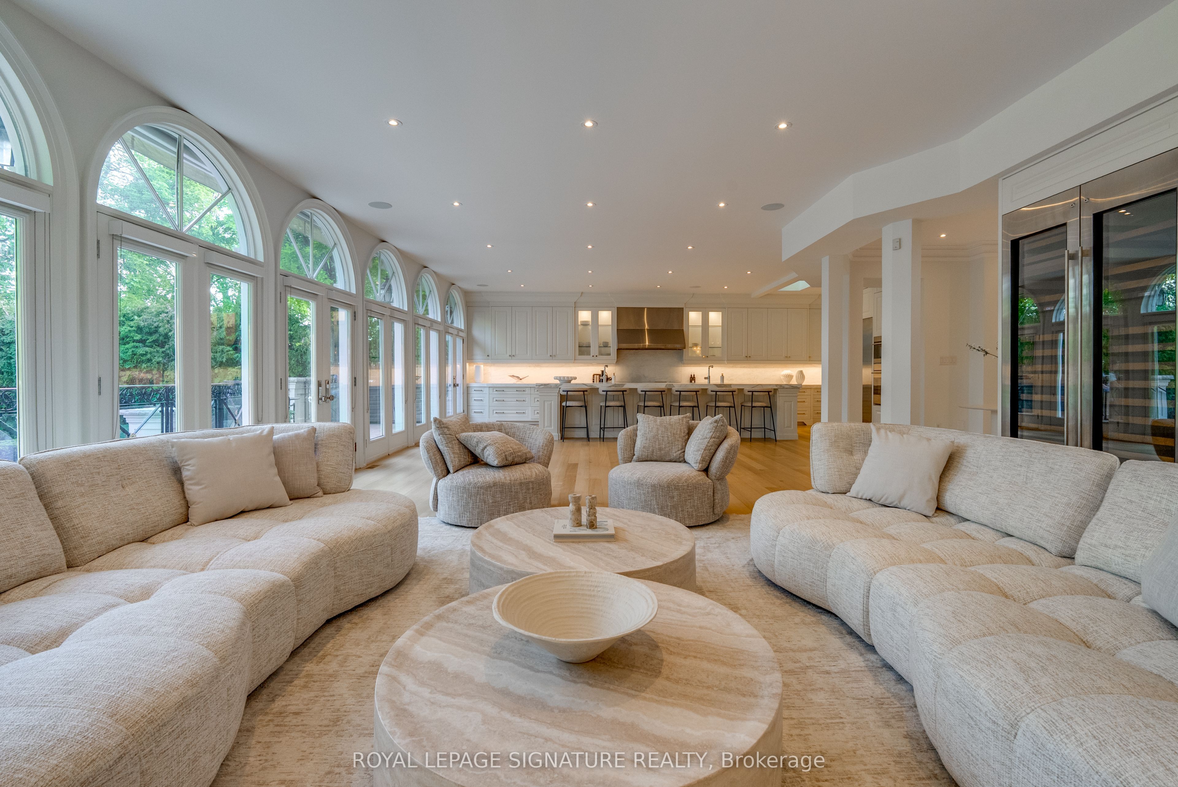 27 Teddington Park Avenue, Toronto, ON, M4N 2C4 photo 2
