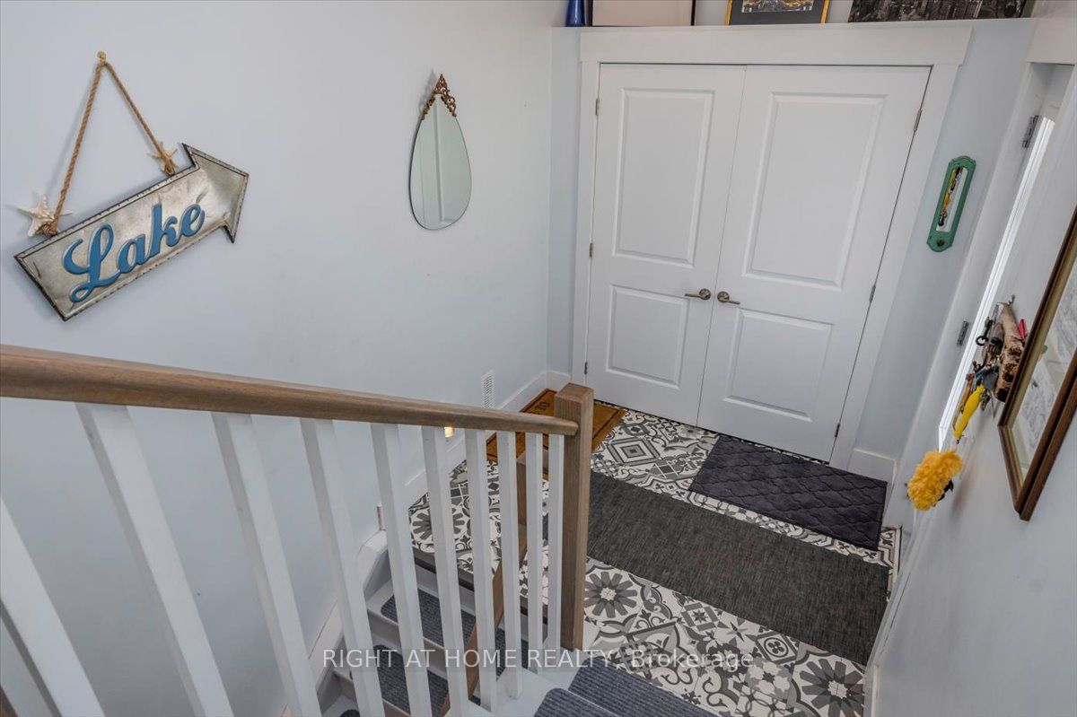15204 Highway 12 Highway, Tay, ON, L0K 2A0 photo 3