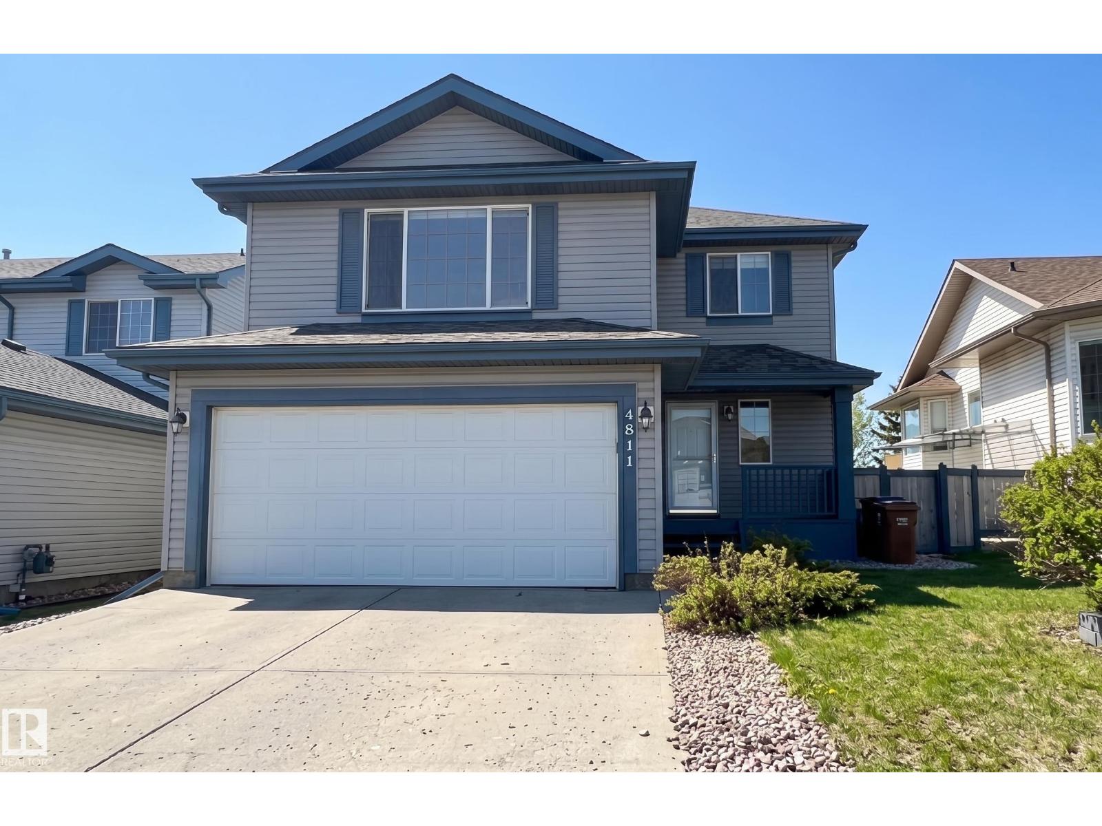 4811 152 Avenue NW, Edmonton, AB, T5Y3B8