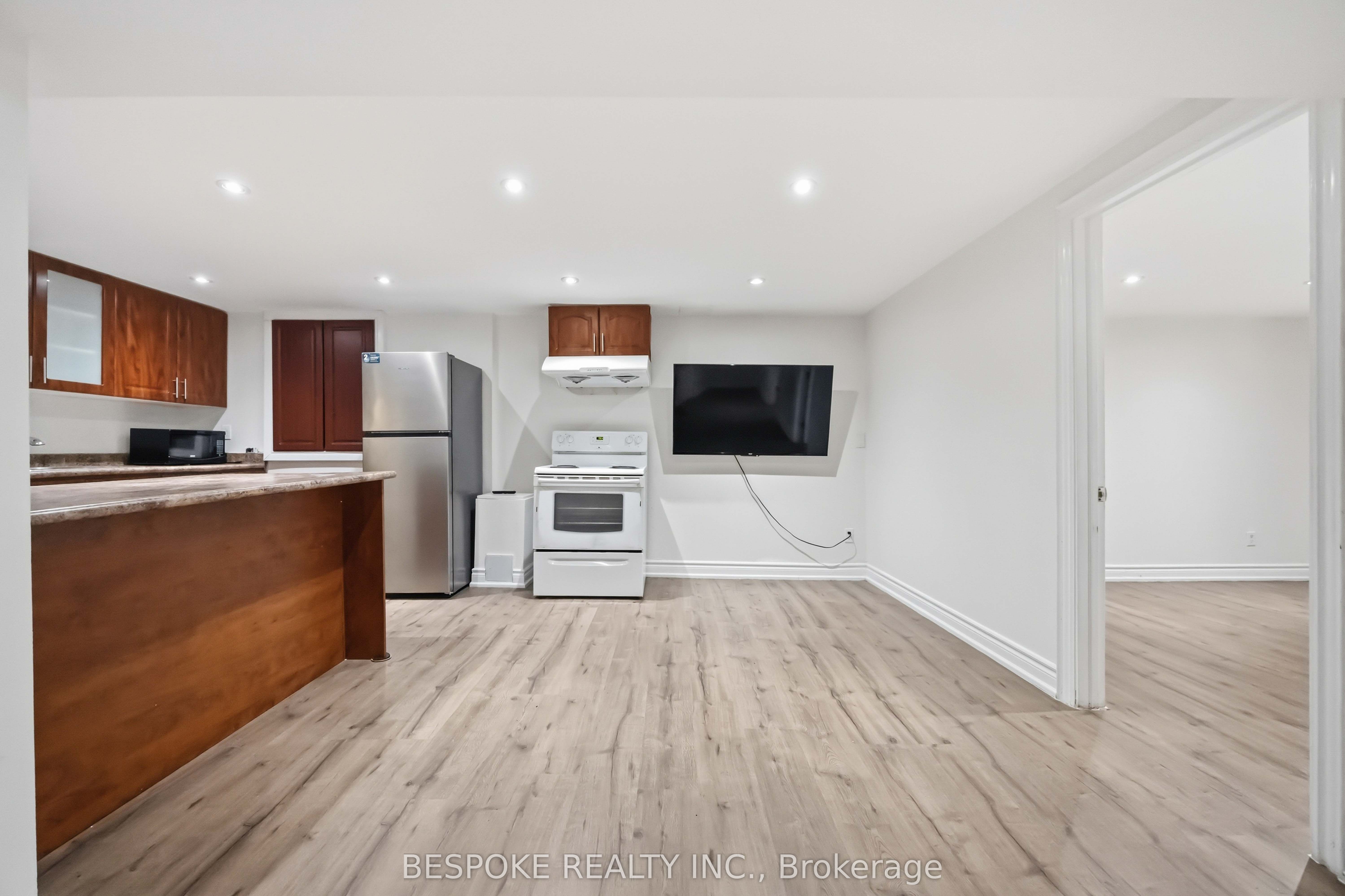 Bsmt-54 Mcinnes Crescent, Toronto, ON, M1B 5E8 photo 2