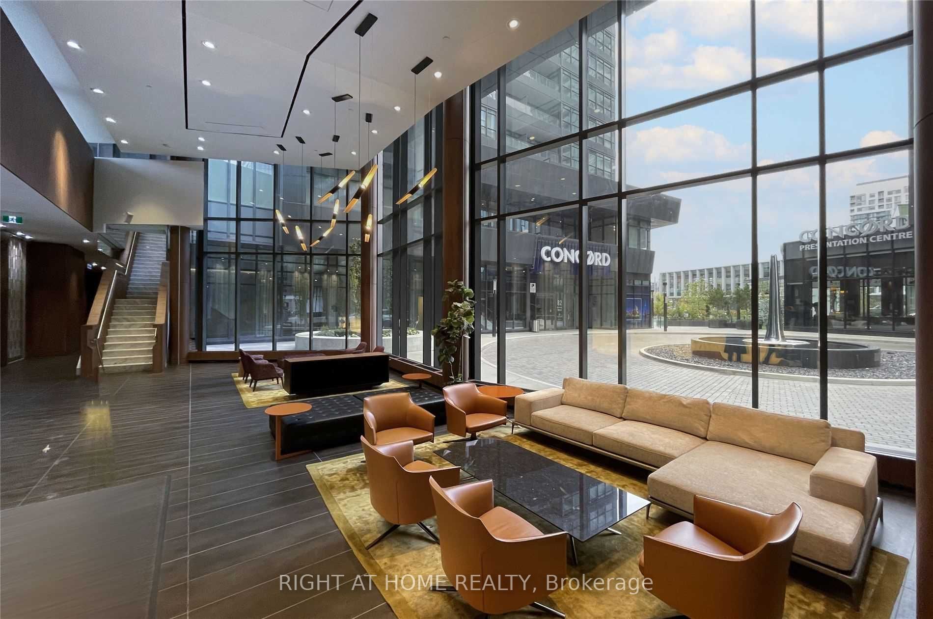 Additional image 3 of 906-80 Queens Wharf Road, Toronto, ON, M5V 0J3