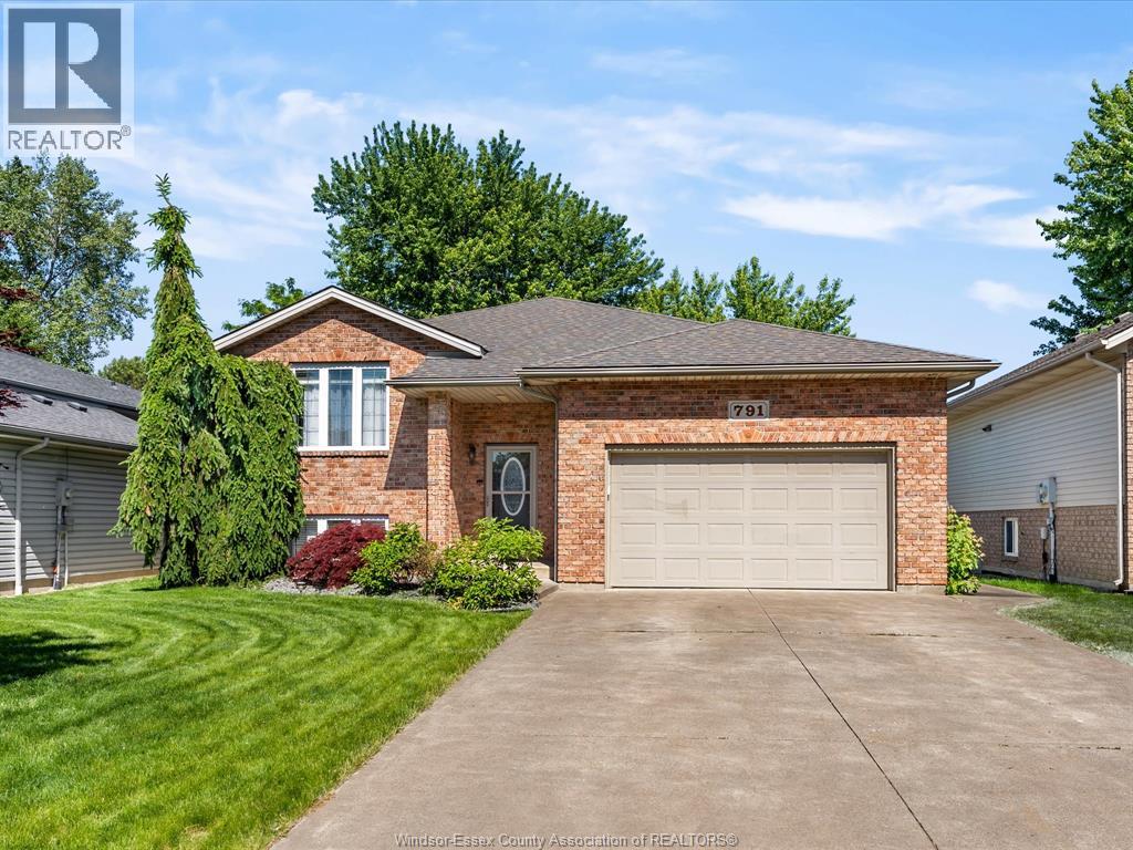791 Helena Crescent, Belle River, ON, N8L0L1