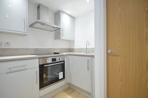 Monthermer Road, Cathays CF24, Studio to rent