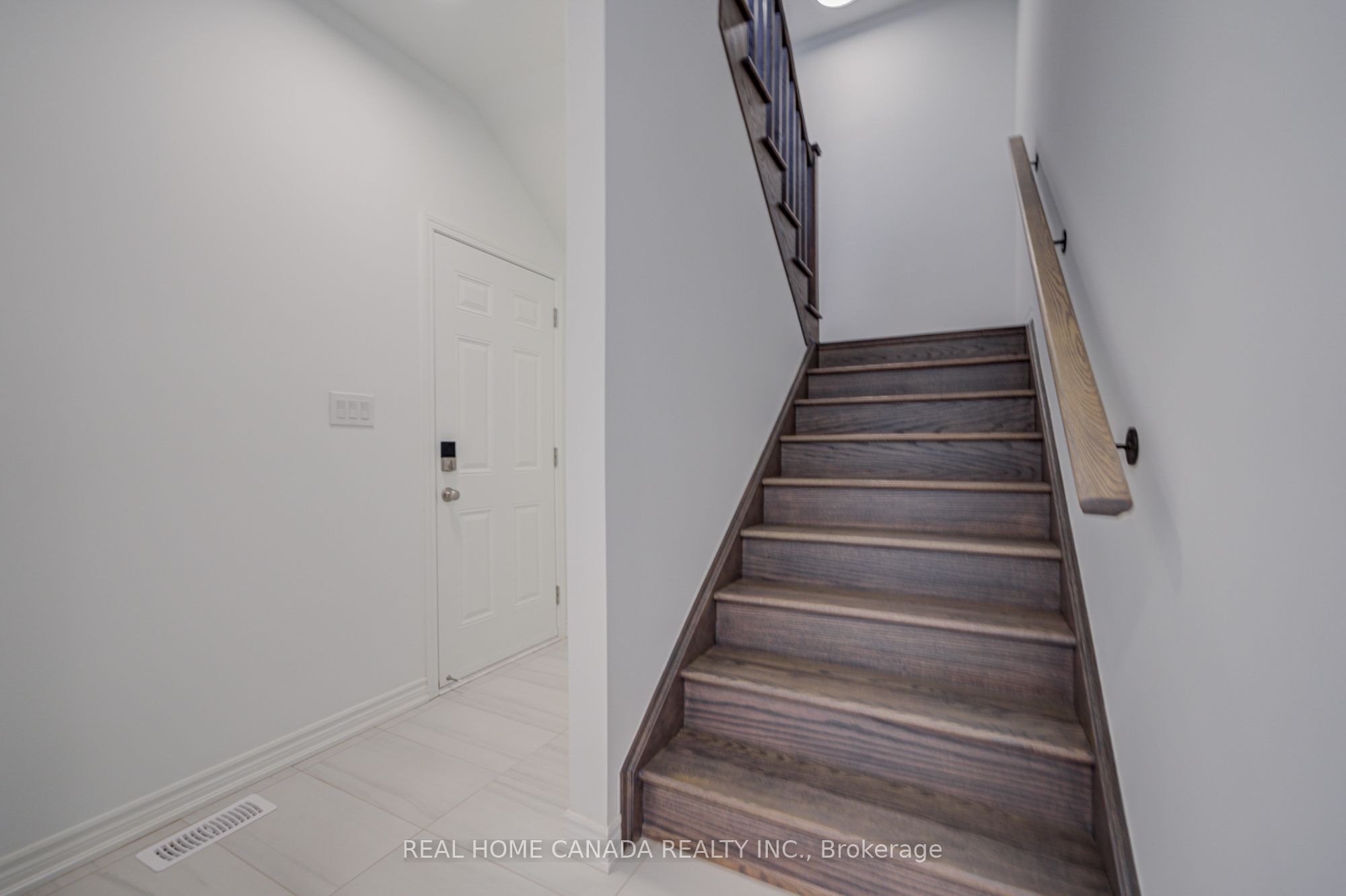 Additional image 5 of 3326 Dove Drive, Oakville, ON, L6H 8B5